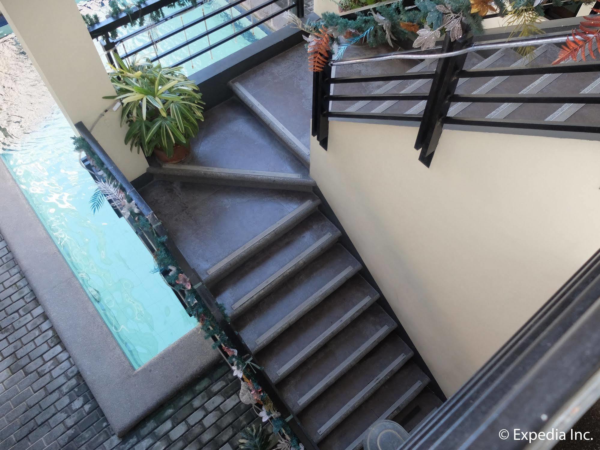 Elyseah Condotel Ángeles Extérieur photo