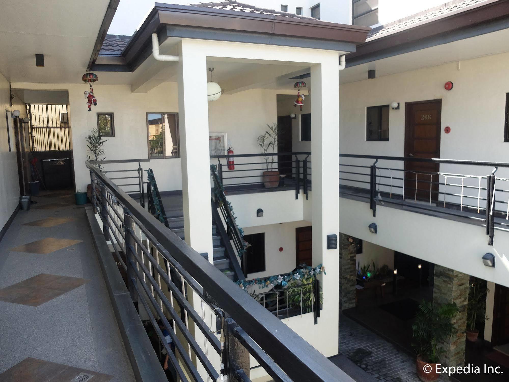 Elyseah Condotel Ángeles Extérieur photo